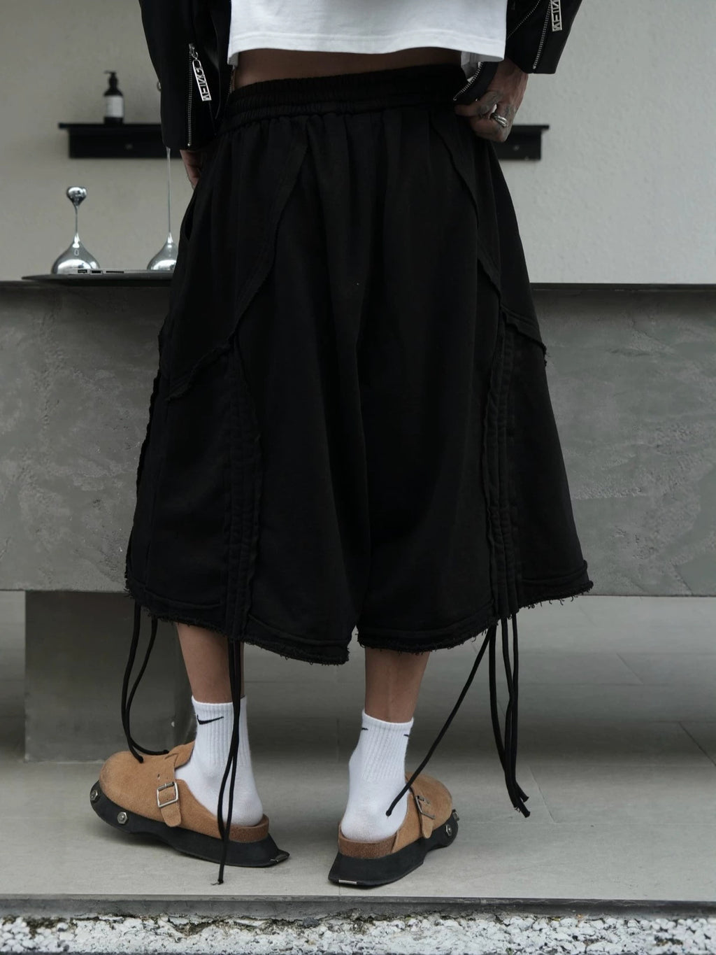 Short de travail casual loopback lavé lourd avec des bords bruts et des jambes larges