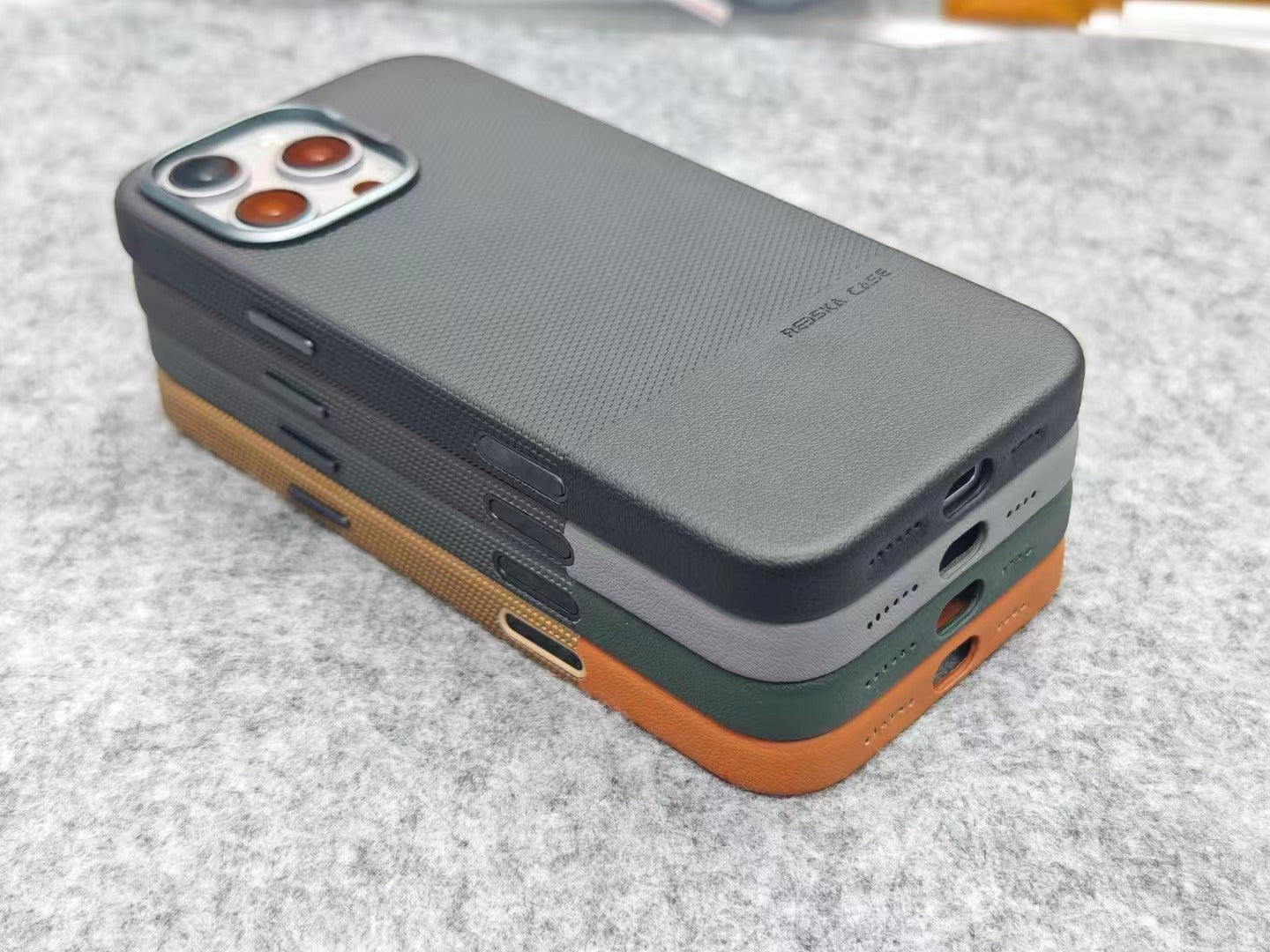 Étui de téléphone magnétique en cuir double-pièce résistant à la chute