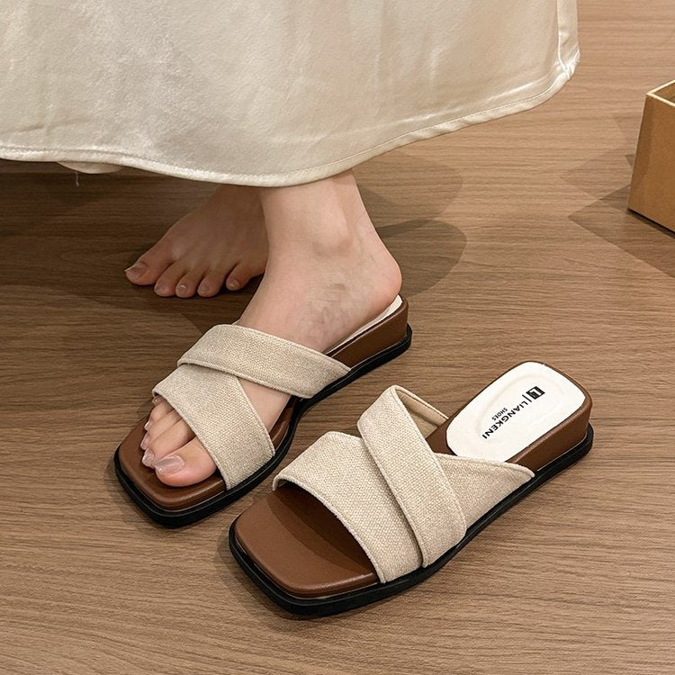 La plate-forme des femmes Gedge One Strap Diapositives