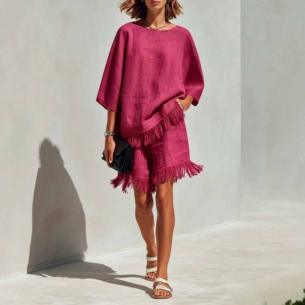 Le top occasionnel et le short à deux pièces pour femmes