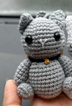 Pendentif de voiture pour animaux quirky à la main