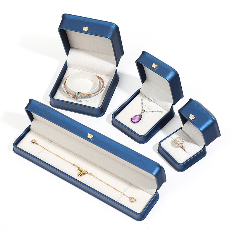 Couronne bague arrondie bijoux pendentif Brace Dentelle Bracelet boîte d'emballage