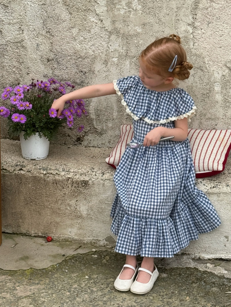 Robe de coton à cou large d'été pour filles
