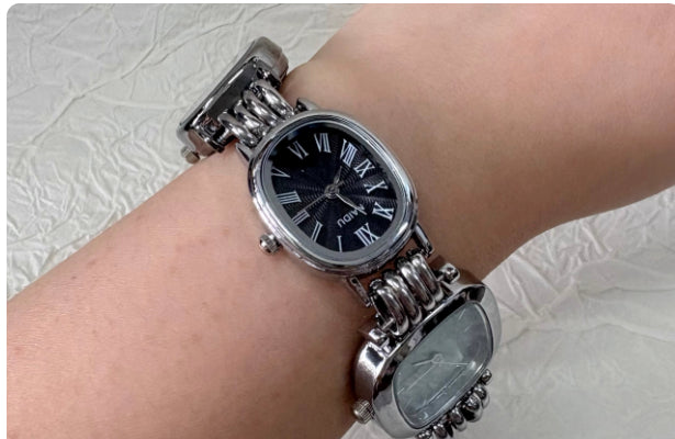 Montres Niche Horloges Bracelets Punk Vintage style rétro