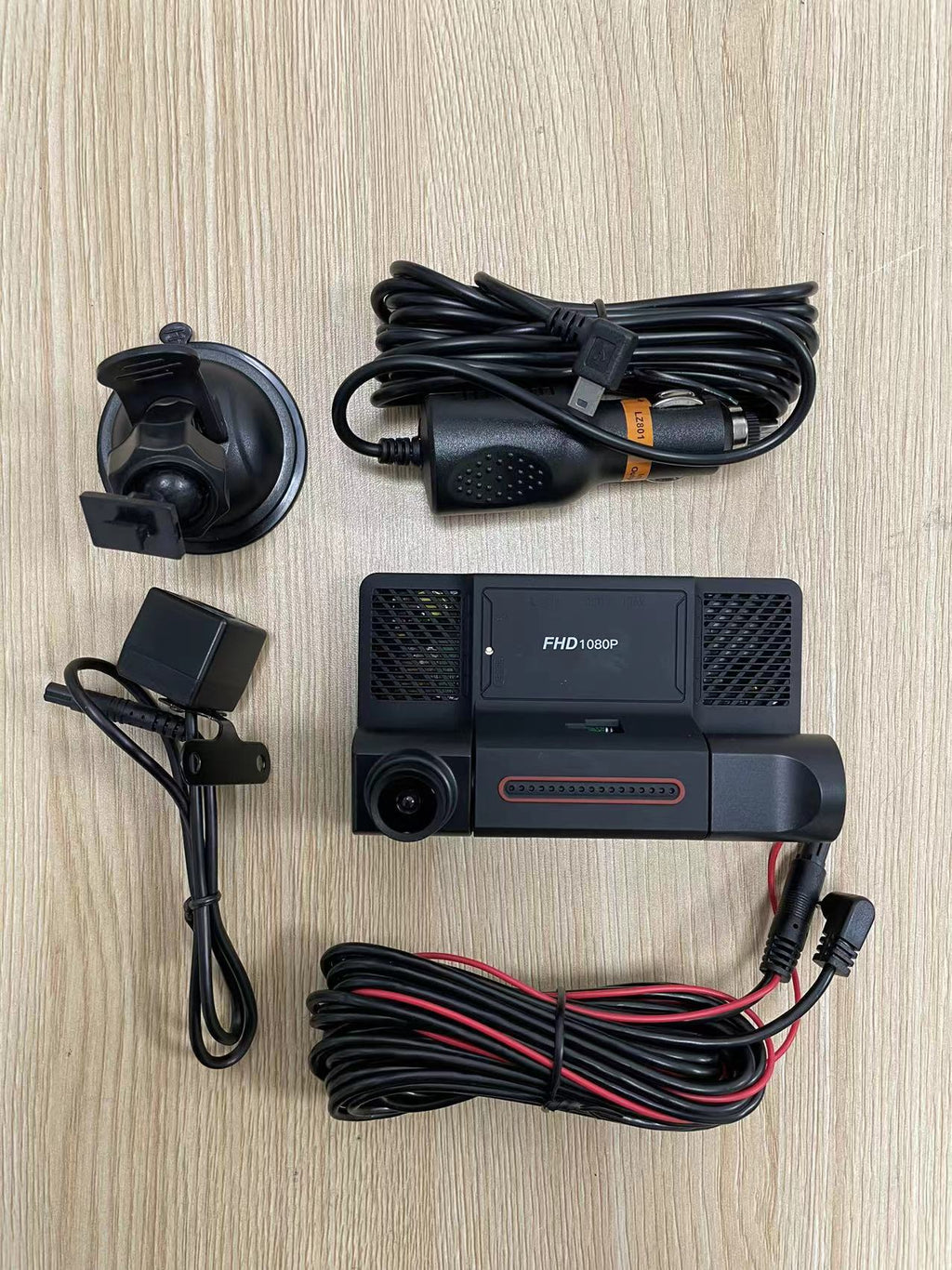 Trois Lens Dashcam 4 pouces avant et arrière