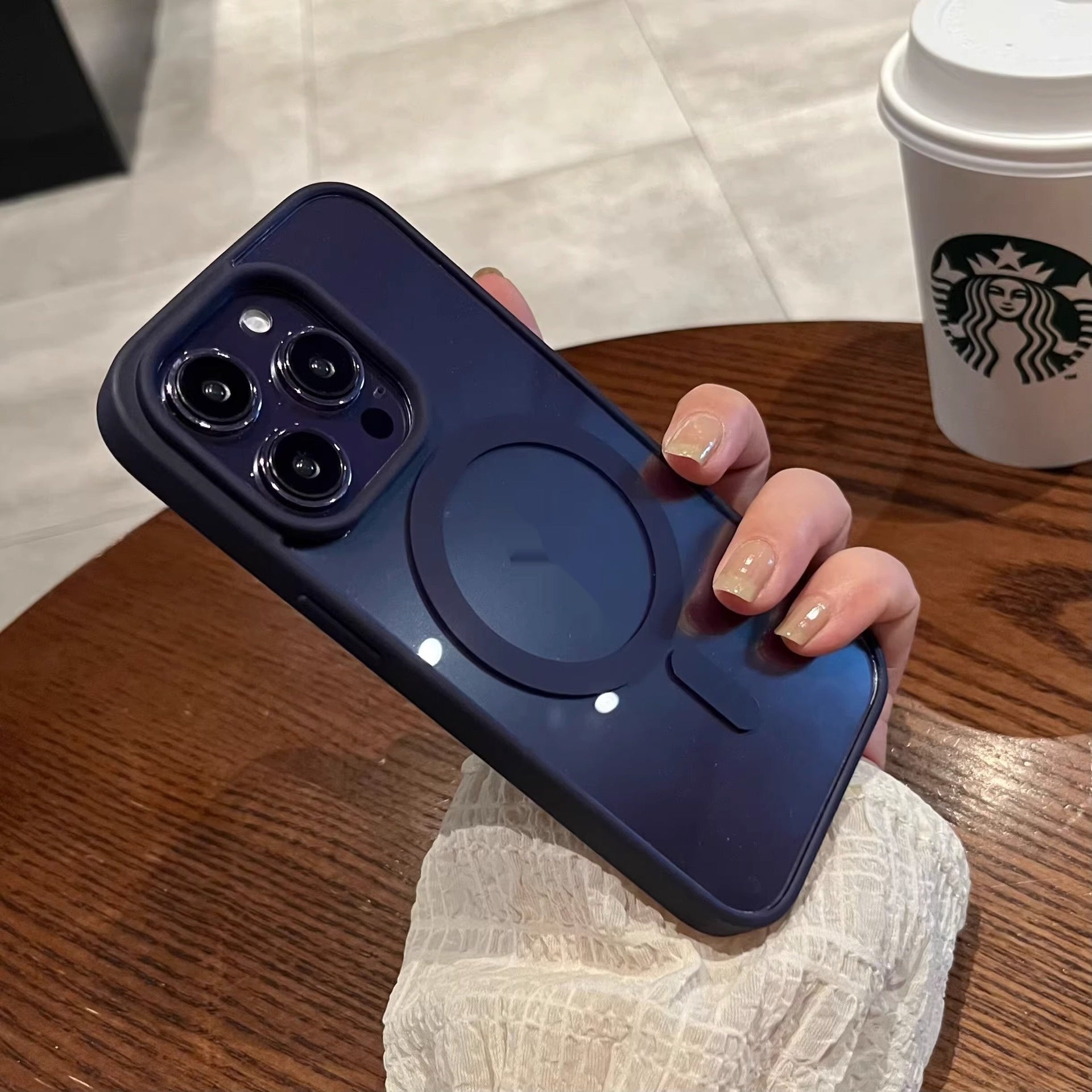 Boîtier de téléphone en silicone magnétique acrylique résistant à la chute