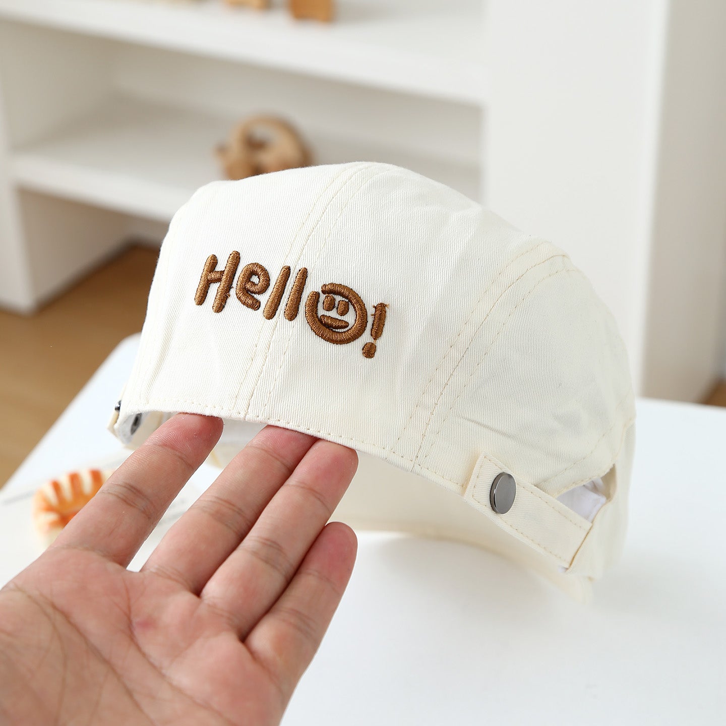 Lettre en couleur unie pour enfants Smileing Face Broded Adjustable Casual and Fashionable S