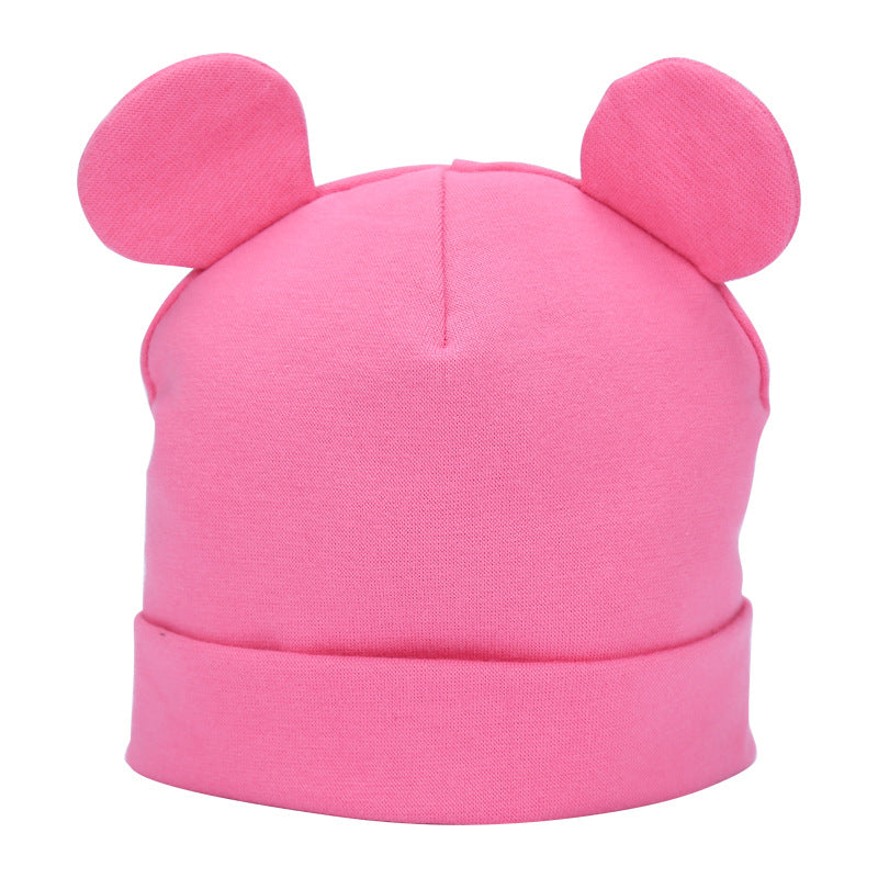 Les chapeaux d'oreille des enfants sont mignons et doux