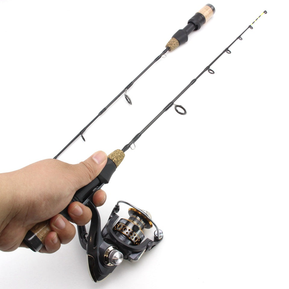 Double pointe de pêche à la glace d'hiver Spinning roue Tackle Set