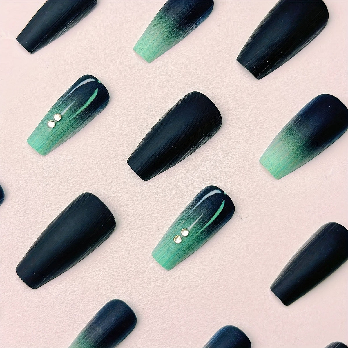Glissement de la Strass Gradient Conseils d'utilisation des ongles