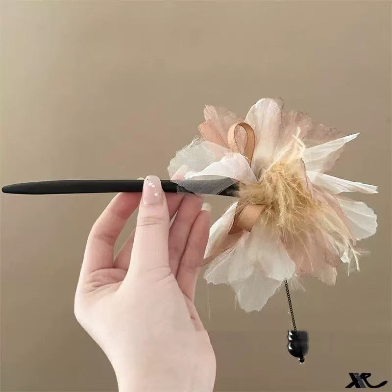 Mesh Flower and Feather Hair Stick pour les femmes style ancien ornementation de cheveux