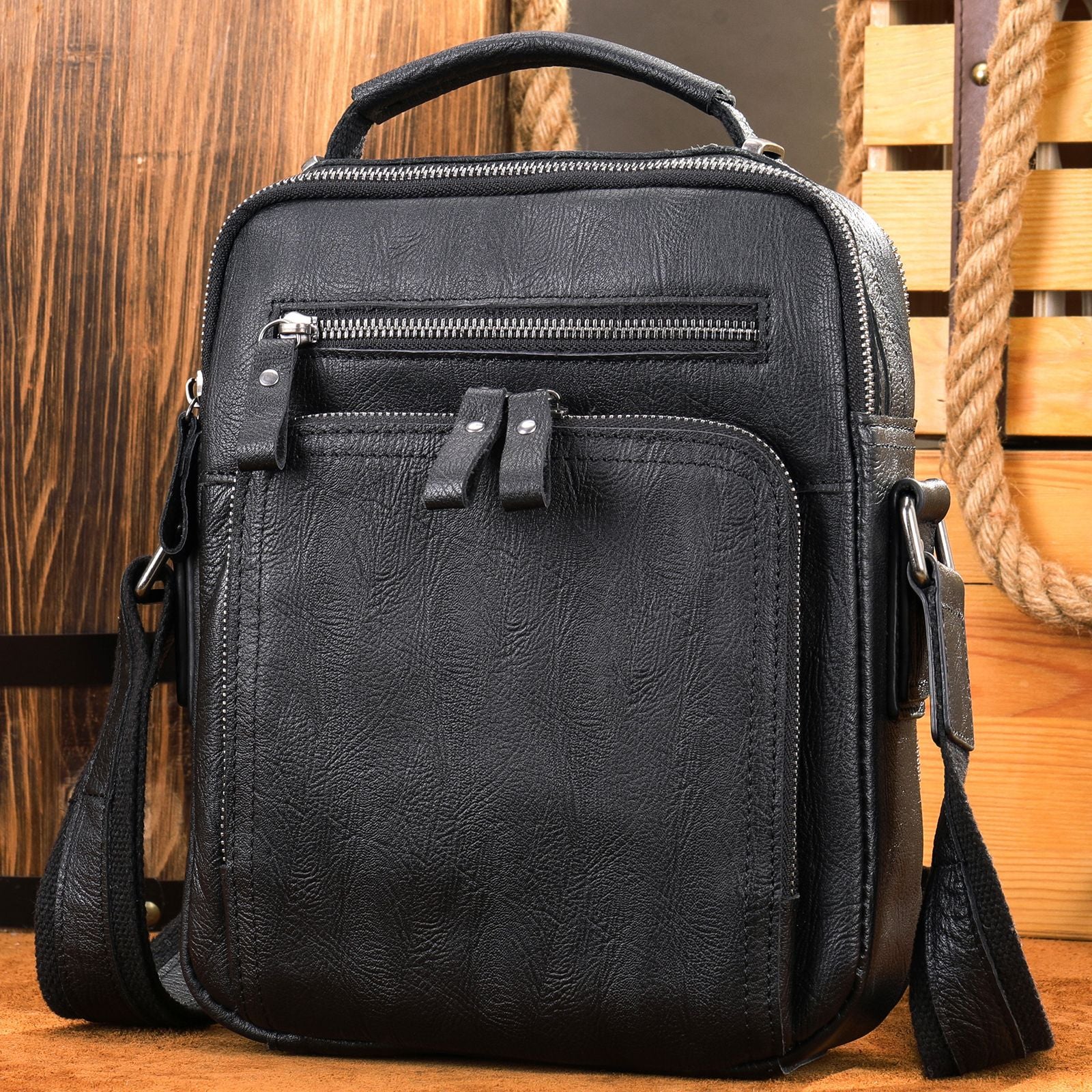 Véritable sac de corps croisé en cuir Hommes Cheval fou Sac d'épaule en cuir multifonctionnel