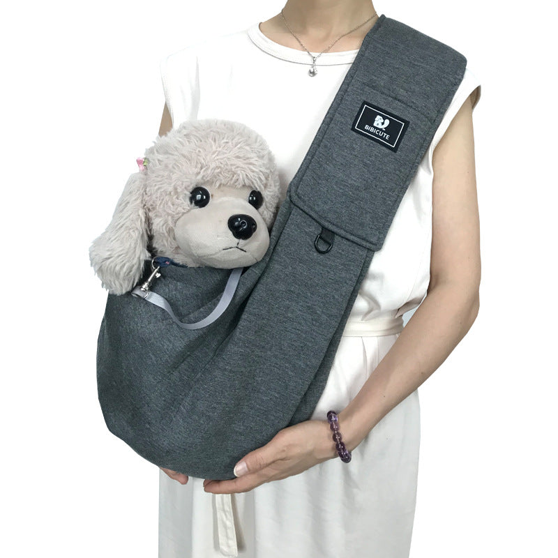 Sac à dos élégant et compact pour les épaules d'animaux de compagnie qui peut également être écrit comme un sac de corps croisé
