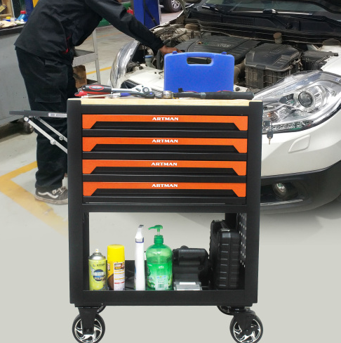 4 OUTILS MULTIFONCTIONNELS CARTONNÉS À ROUES ET À BOIS