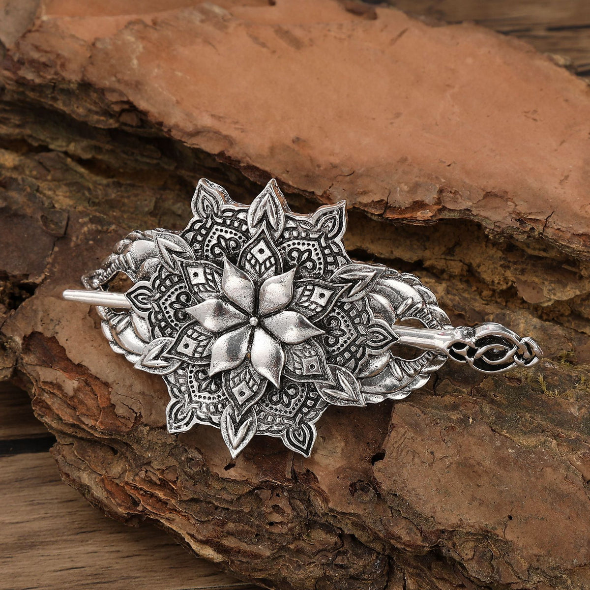 Clip floral rétro-style et accessoire de soirée d'épingle à cheveux