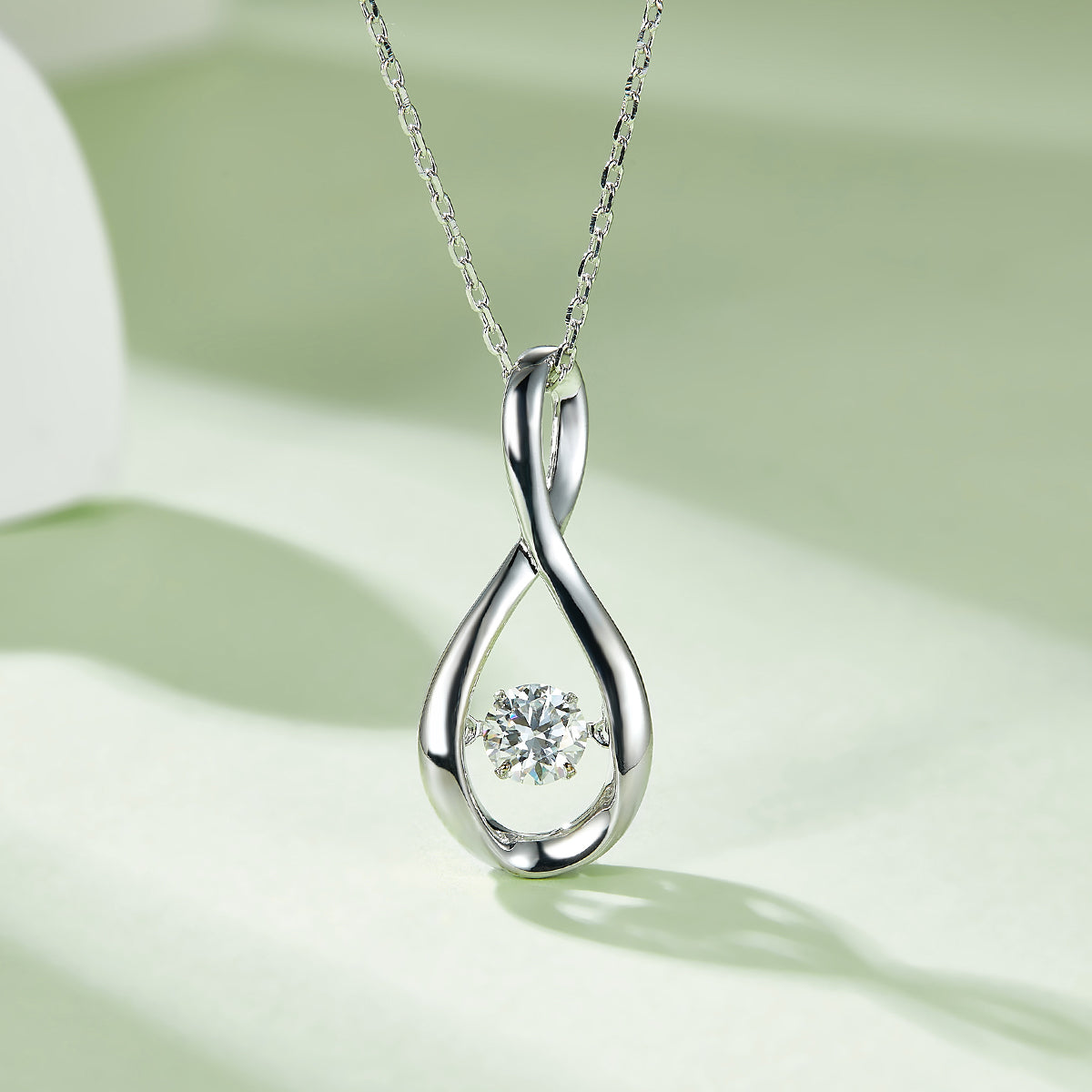 S925 Argent Sterling 0.5ct D Couleur VVS1 Moissanite Pendentif Collier 45cm Platine