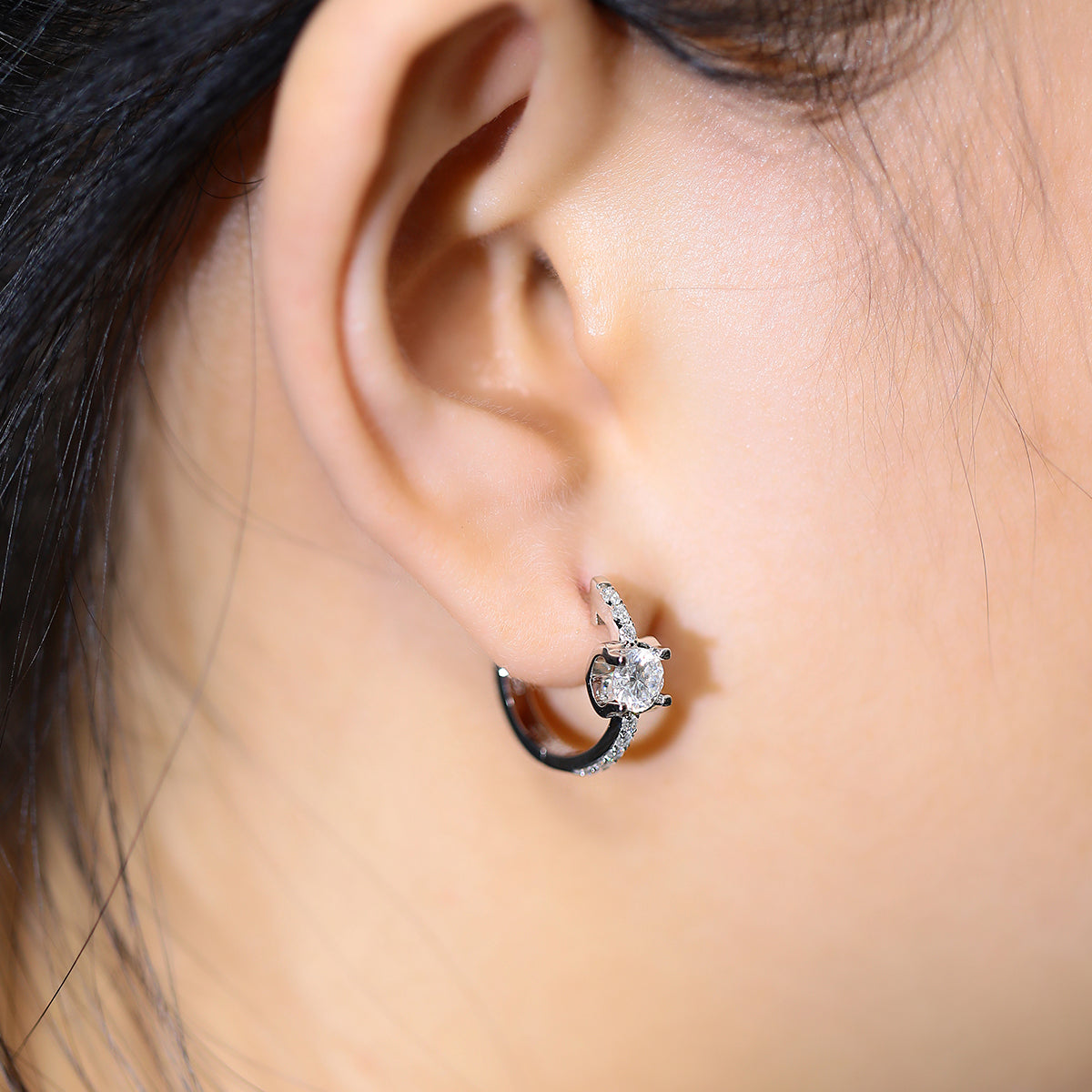 S925 Argent Sterling 1.24CT Boucles d'oreilles Moissanite Hoop 16,5 mm plaqué platine Hougie Hoops W