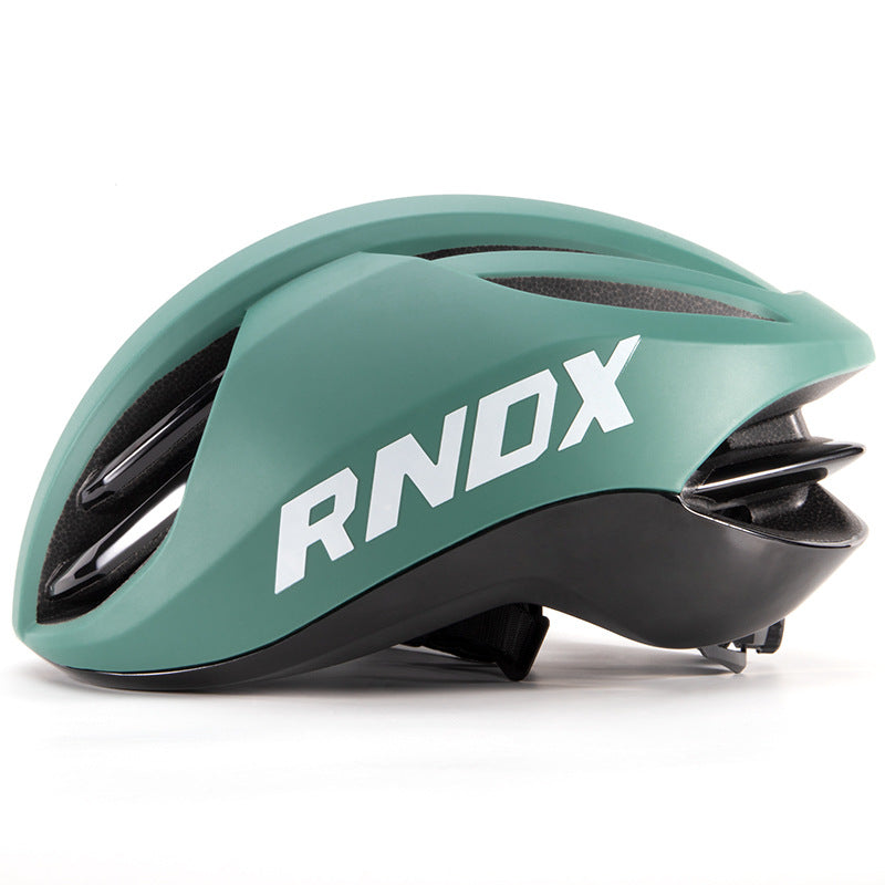 Casque de protection respirant en une seule pièce