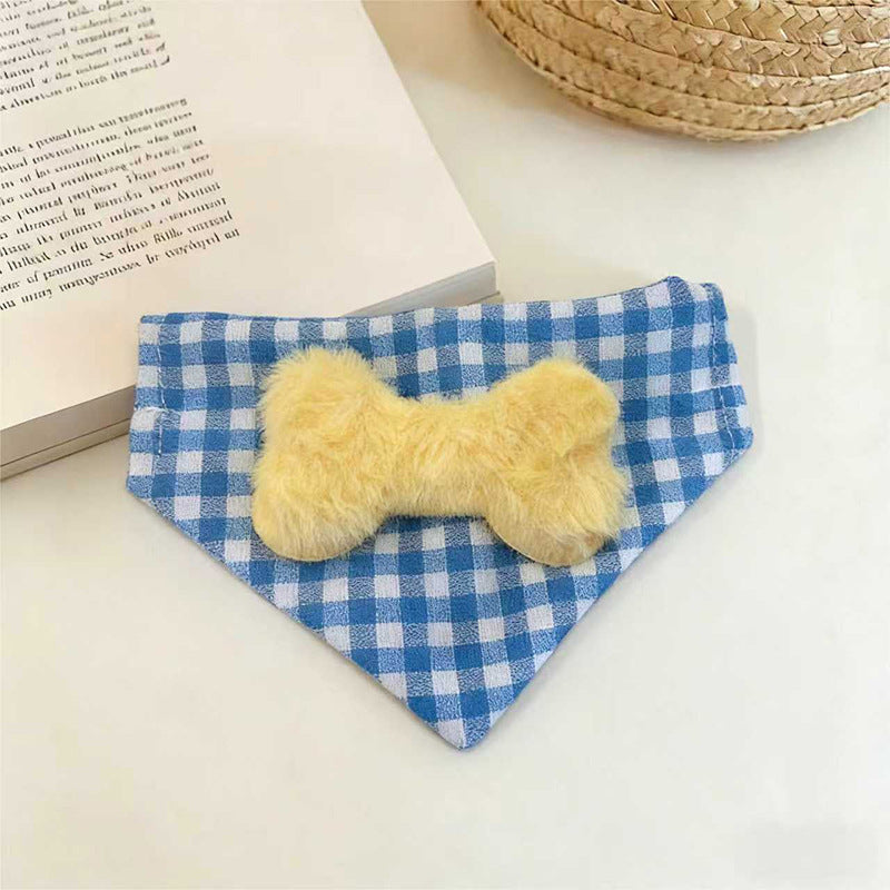 Serviette de salive en peluche en os de chien
