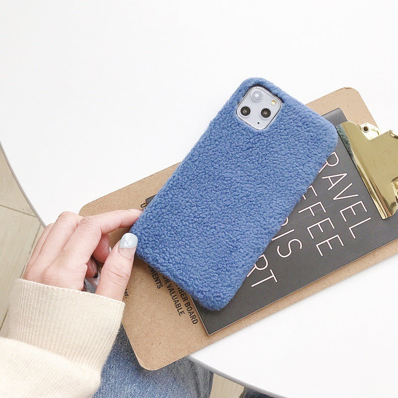 Boîtier de téléphone portable en peluche d'agneau approprié