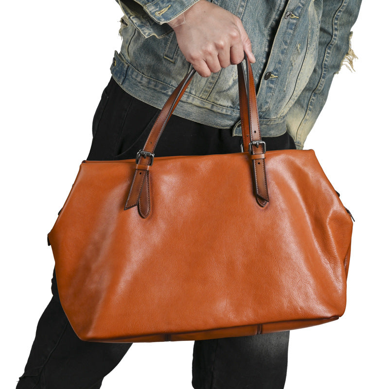 Sac à main en cuir retro breveté en cuir brillant