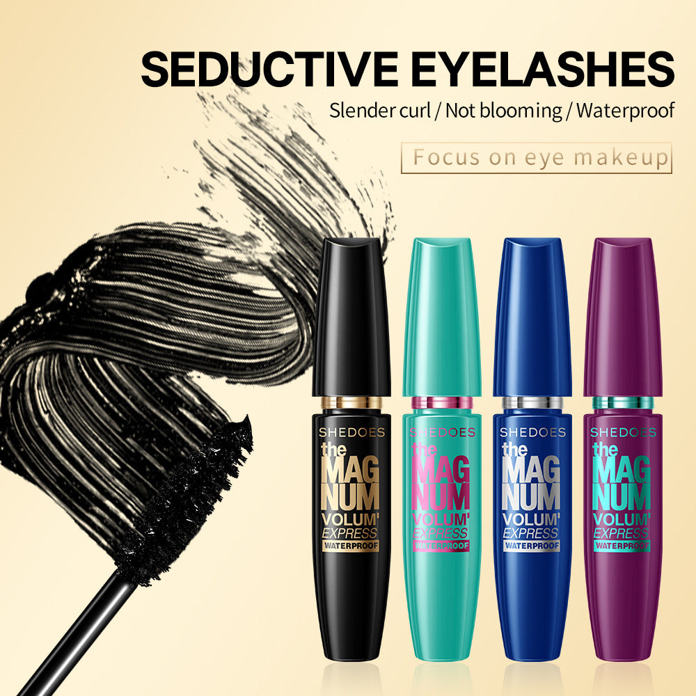 Mascara à séchage rapide longue durée