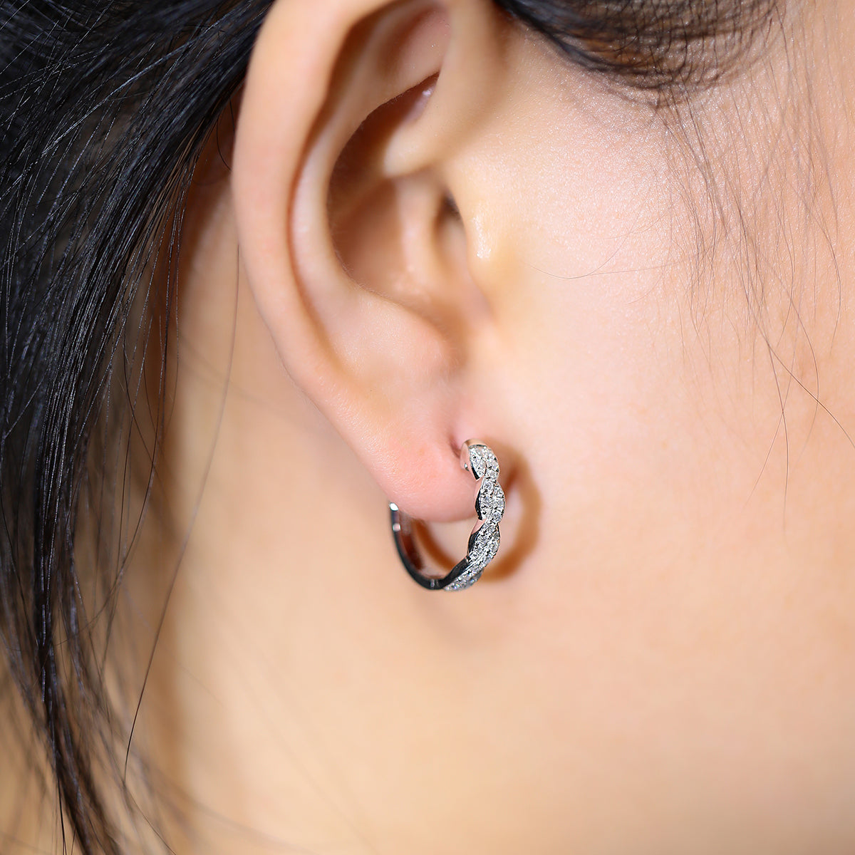 3.6g S925 Boucles d'oreilles en mossanite en argent sterling Boucles d'oreilles en boucles torsadées 17 mm avec GRA