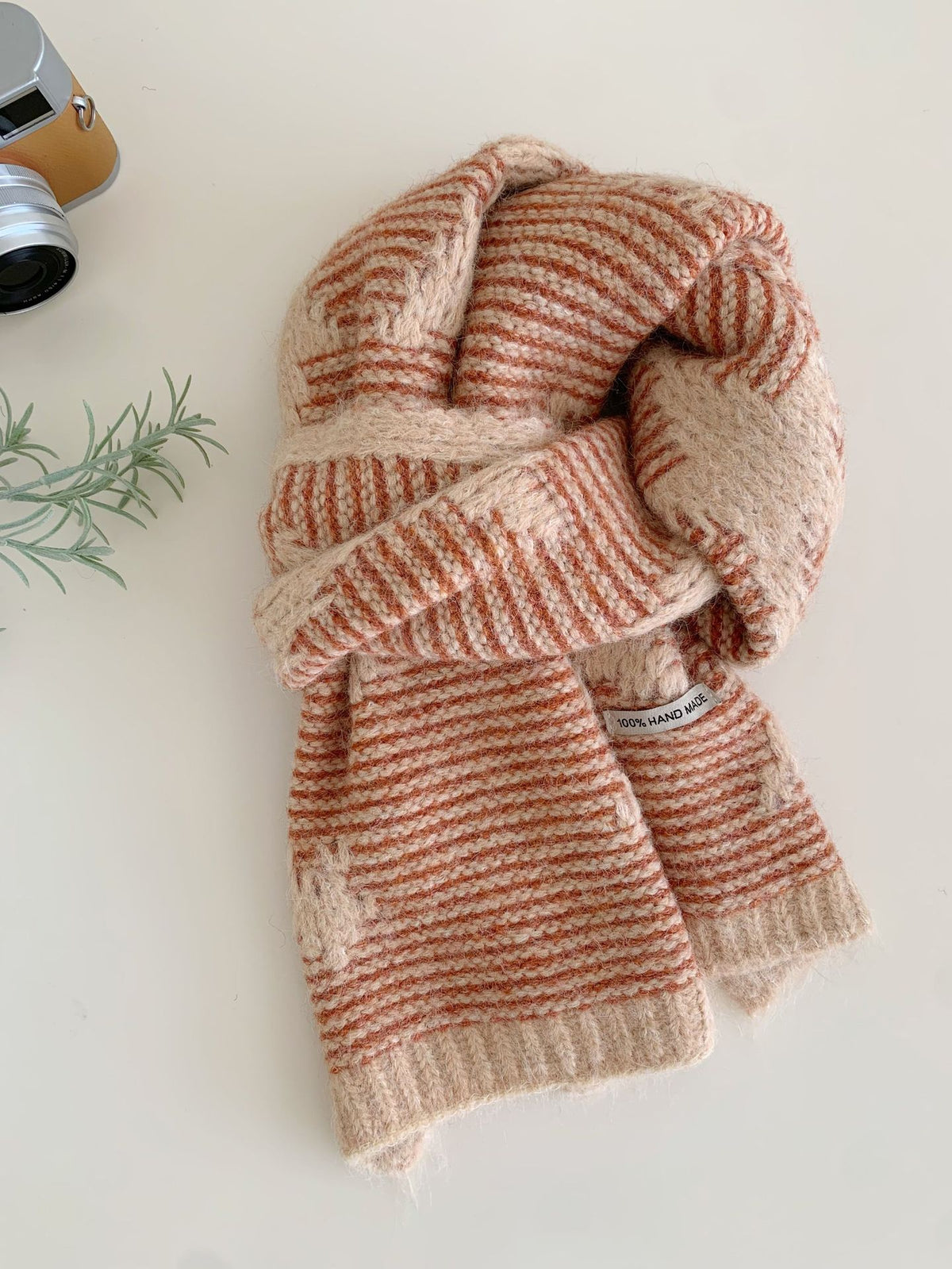 Écharpe d'hiver tricotée en étoile simple et polyvalente pour femmes