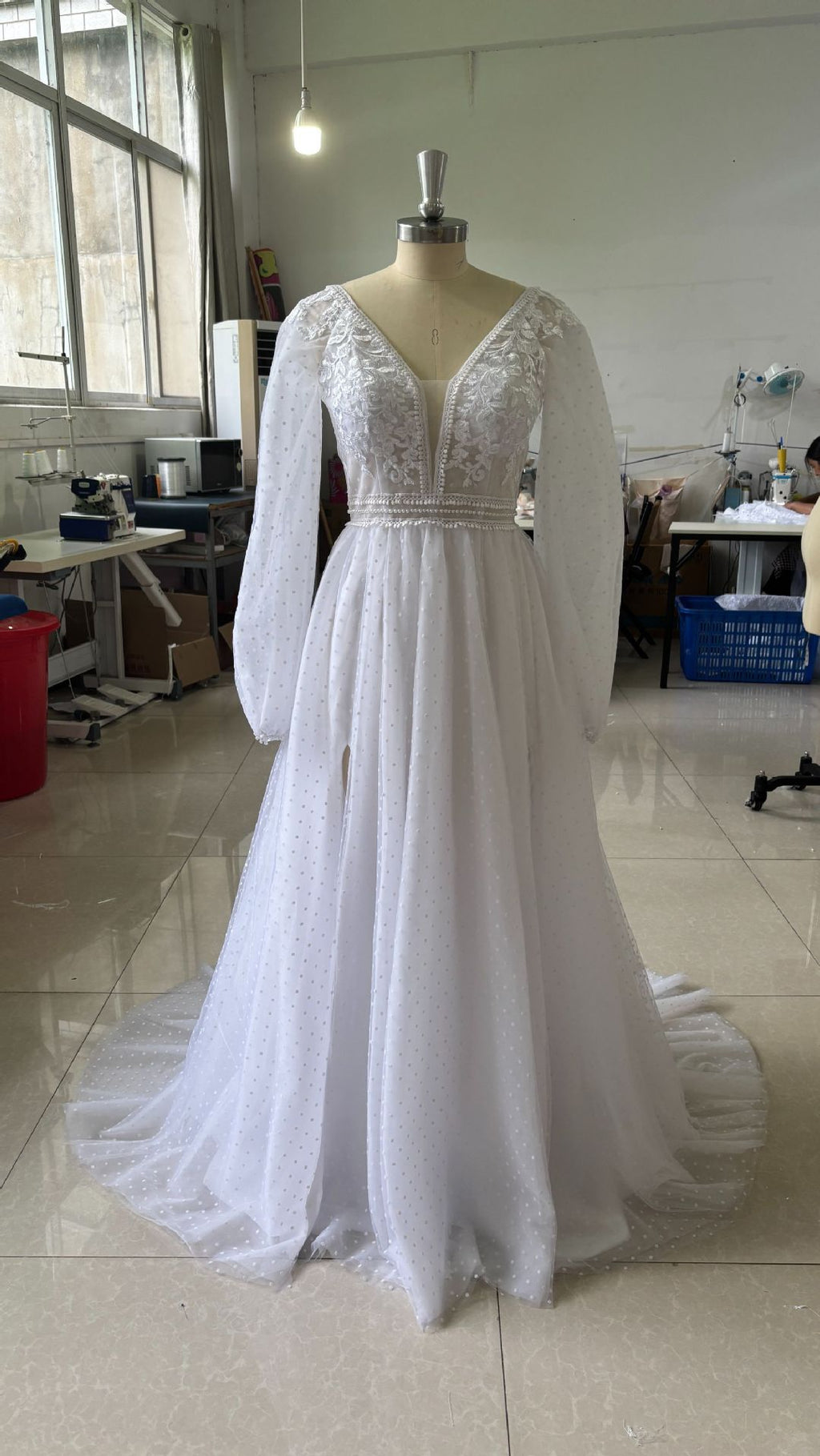 Wish Mesh Split robe de mariée légère pour femmes