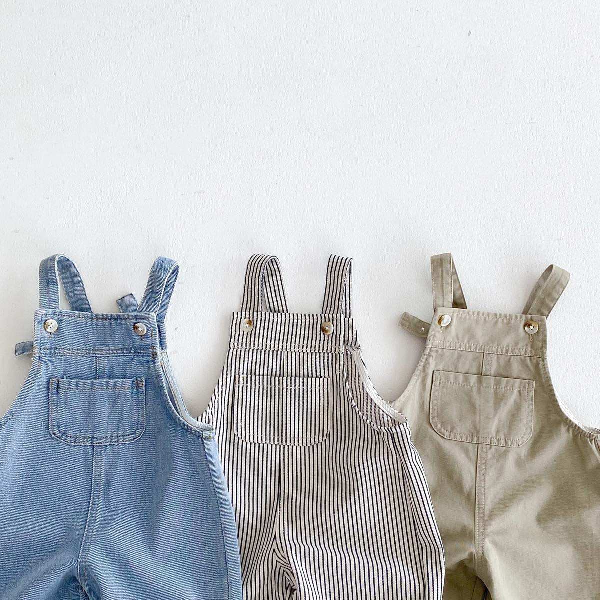 Le bébé et le jeune enfant Denim costume de saut occasionnel avec des paillettes