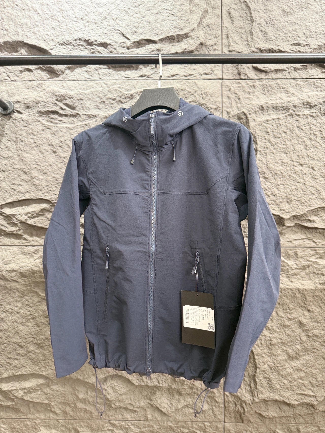 Veste à capuche pour hommes