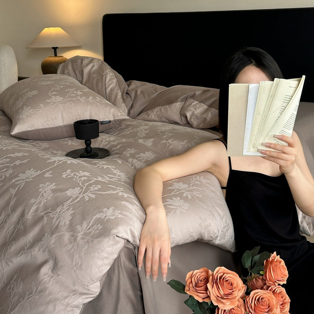 Grand ensemble de quatre pièces Jacquard Pure Cotton avec une touche de légère couverture de luxe et lit