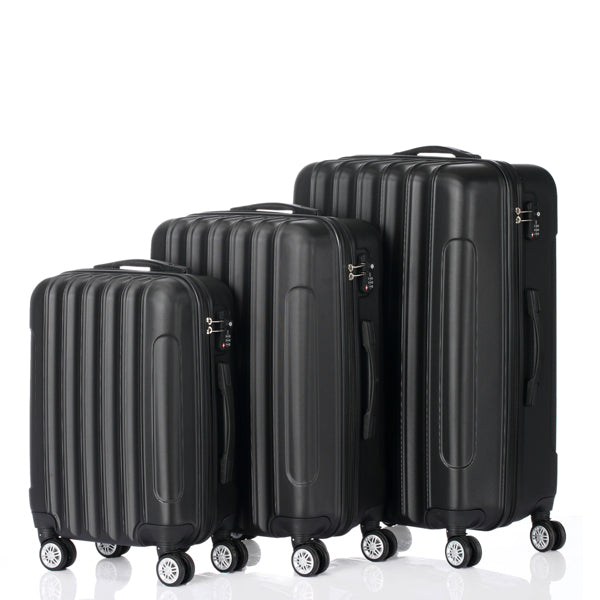 Trois dans un compartiment à bagages noir