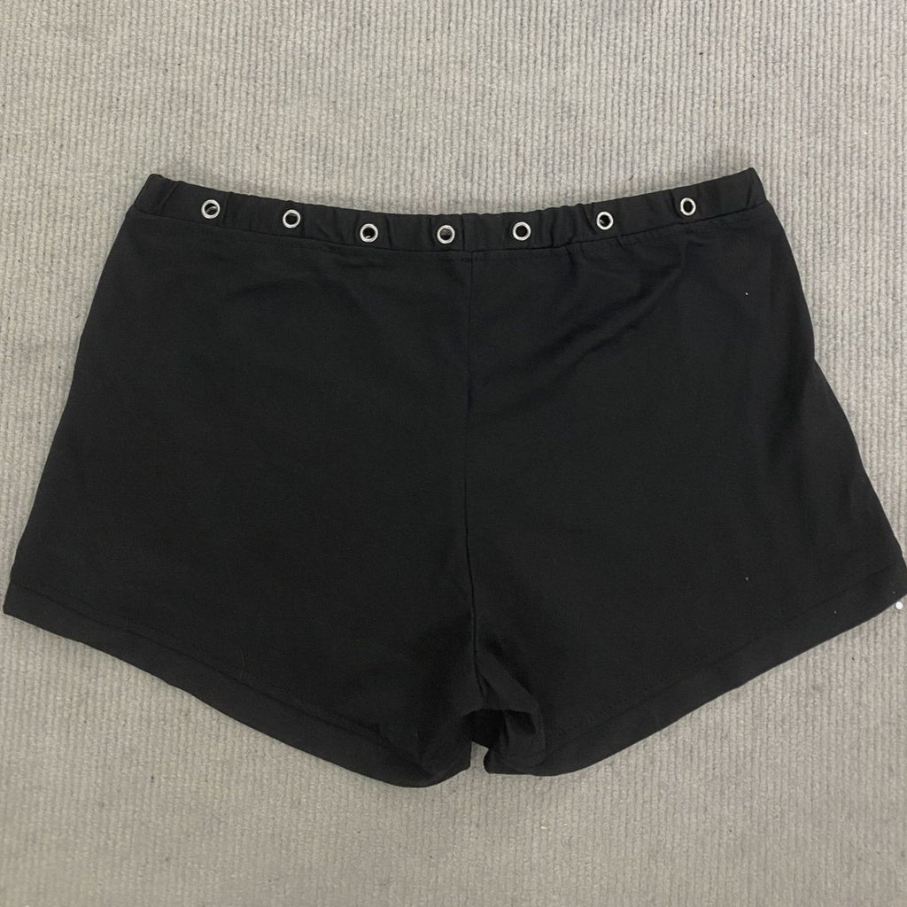 Short à rivet décoré pour femmes de couleur solide