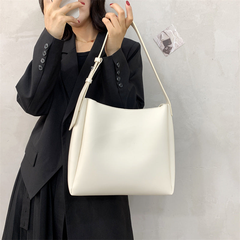 Sac à épaule en cuir souple de grande capacité pour femmes