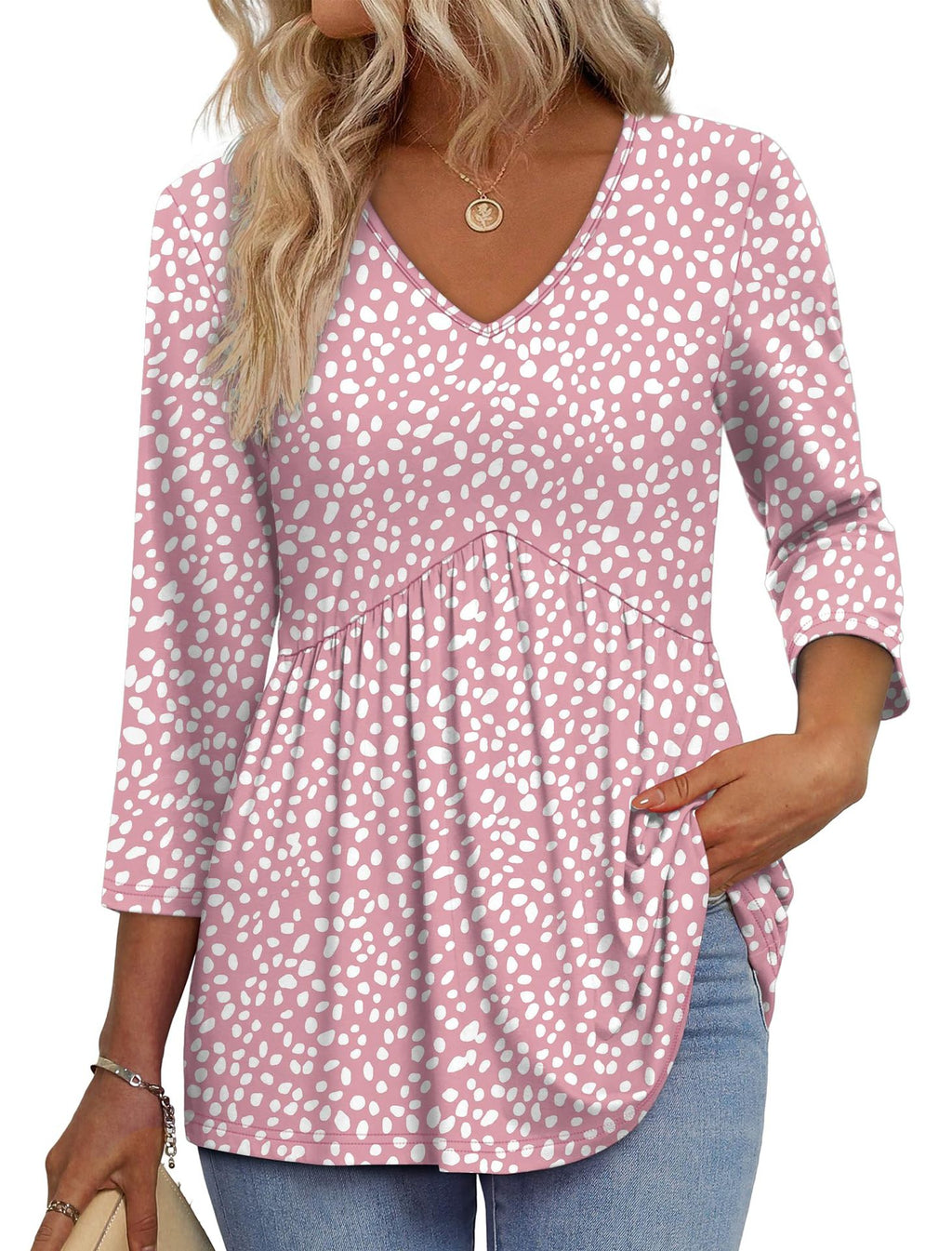 Elegant Casual and Fashionable V-neck Women's Top