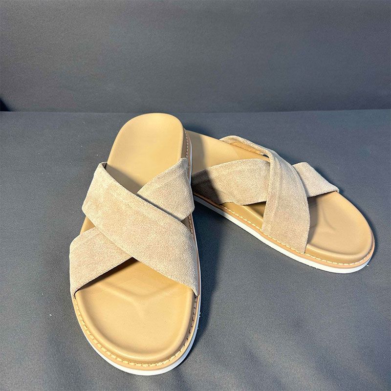 Men's sandblasted leather slippers