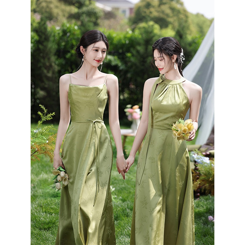 Robe de demoiselle d'honneur de style national vert