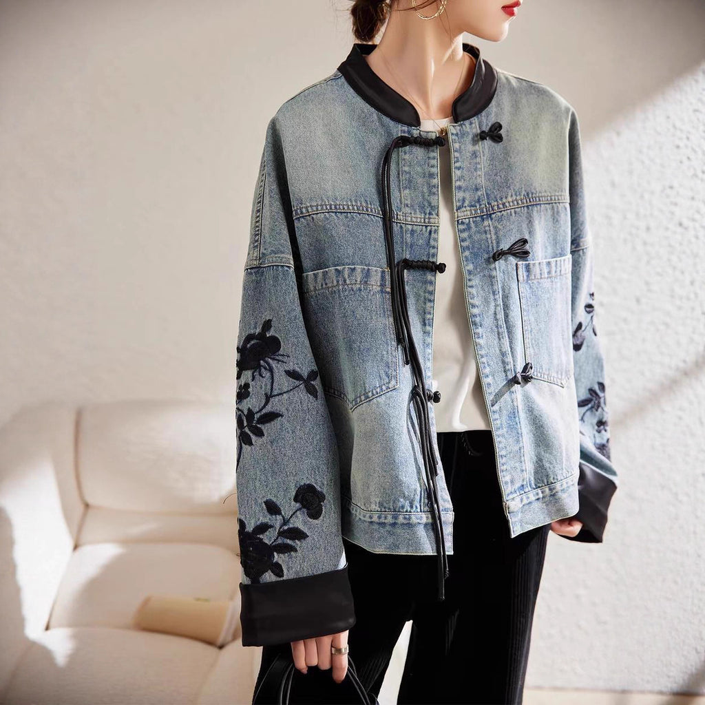 Veste denim de style chinois pour les femmes Printemps et Automne porter