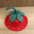 Chapeau d'accessoires pour vêtements en laine de fraise de fruits de style rue personnalisé