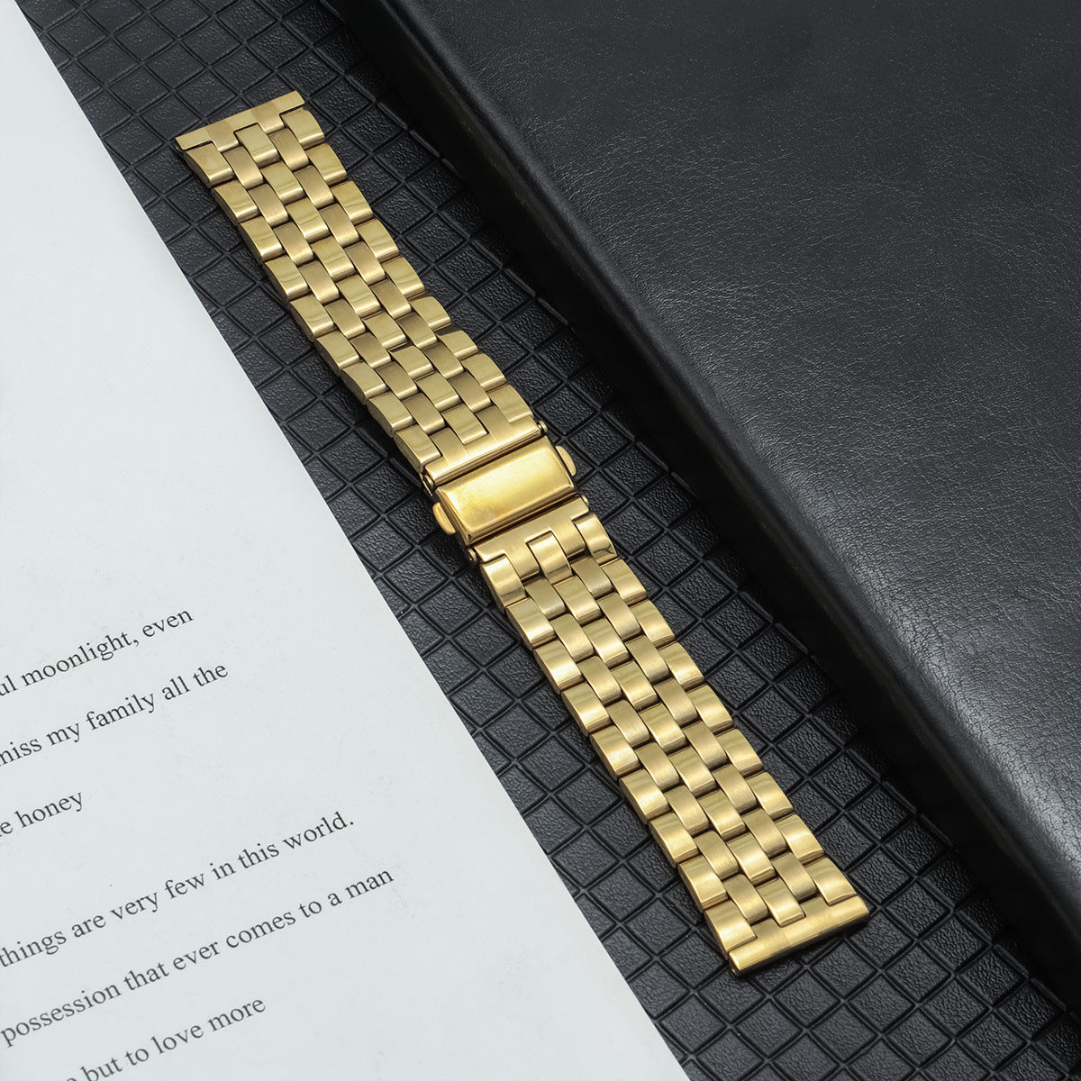 Bracelet en acier inoxydable à cinq perles coloré