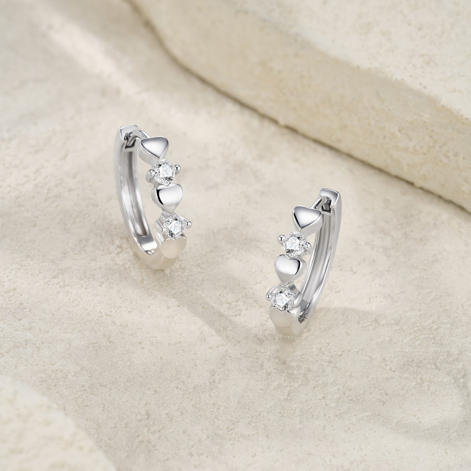 S925 Boucles d'oreilles de coeur en argent sterling