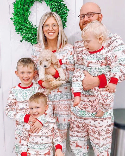 Couleur contrastante de Noël Service à domicile parent-enfant