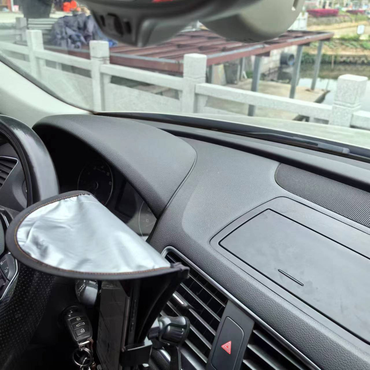 Support de téléphone de voiture Sunshade Sun Shield