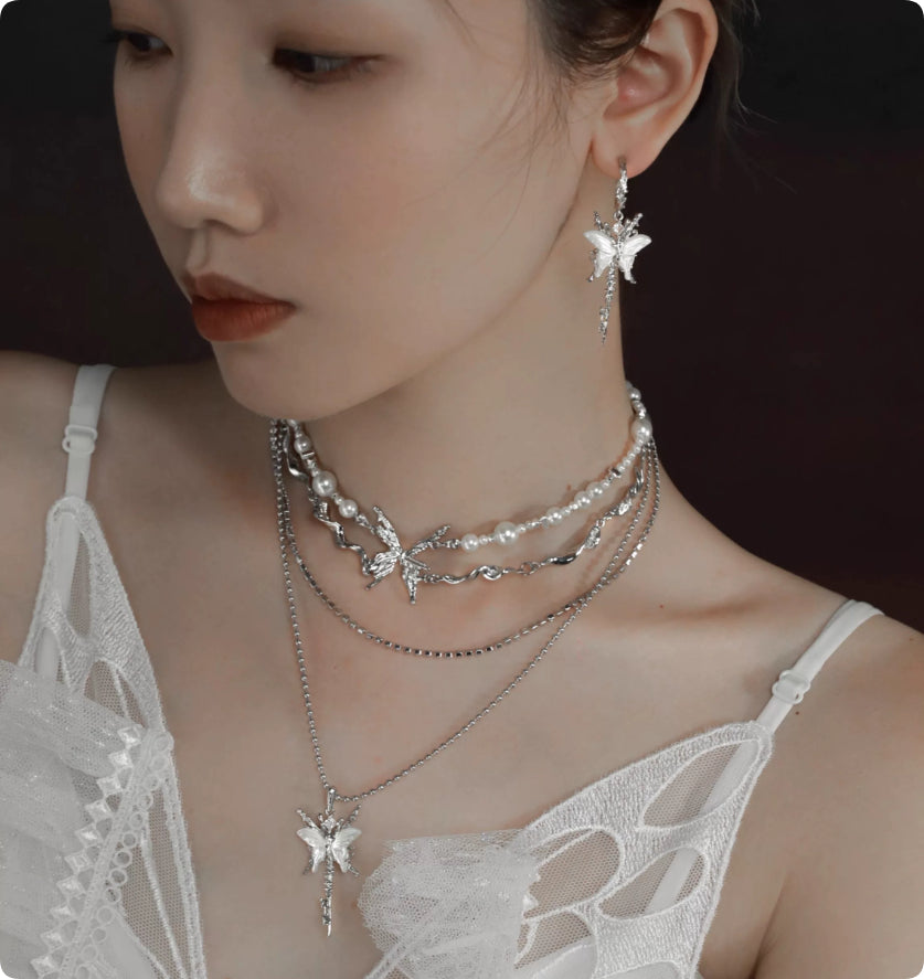 Boucles d'oreilles en tassel papillon avec crochets en argent 925