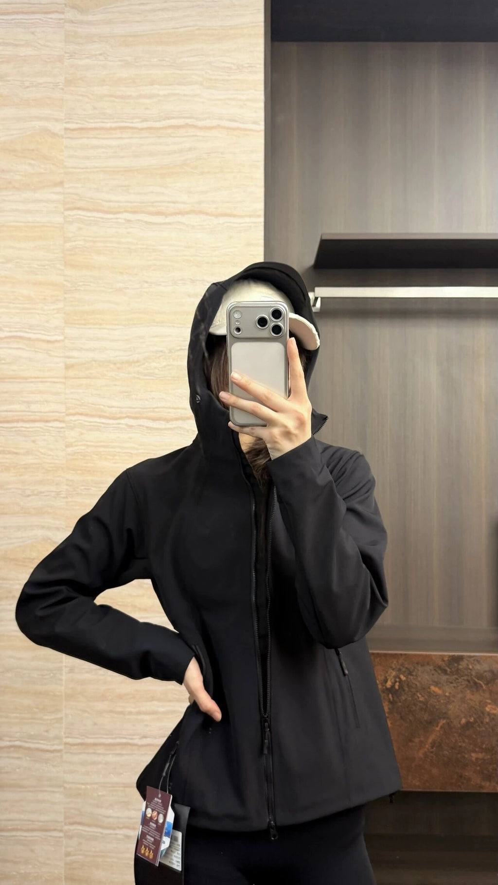 Veste à capuche en shell souple doublée de polaire chaude pour femmes