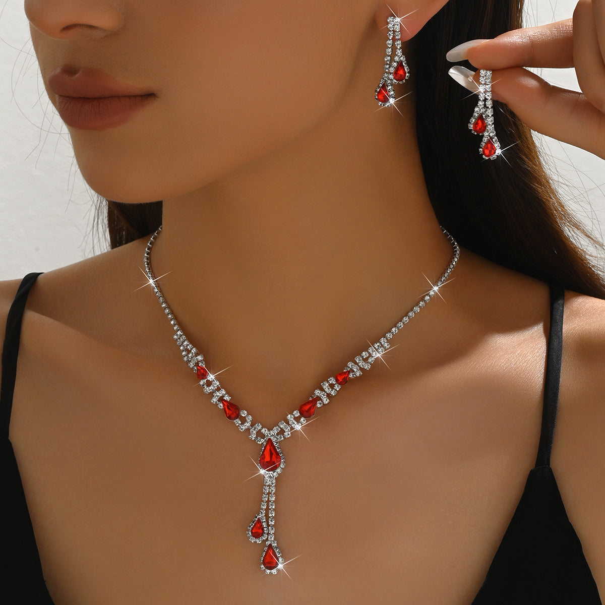 Ensemble de boucles d'oreilles et colliers de 2 pcs pour femmes