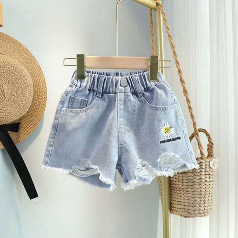 Shortsversatile denim de filles et parfait pour porter dehors