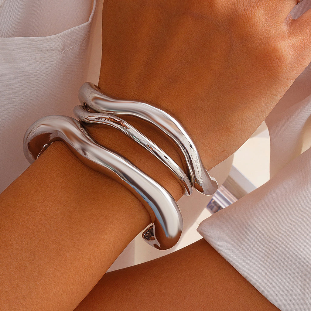Bracelet européen et américain en métal irrégulier