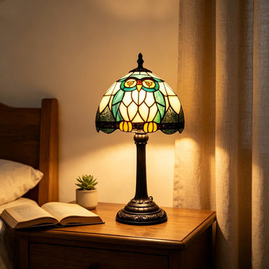 Lampe de table en résine peinte à la main
